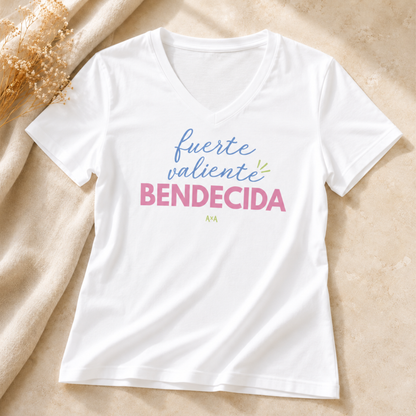 Fuerte, valiente y bendecida Camiseta